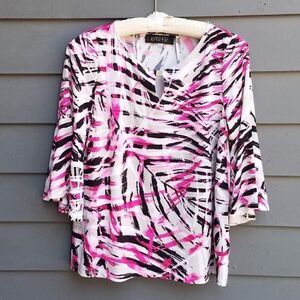 Kasper Black/White/Pink Tropical Print Top with Bell sleeves Size Medium